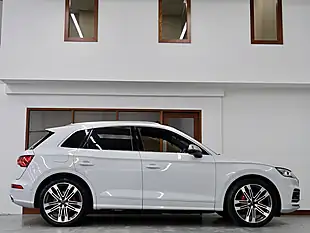 Used 2019 Audi SQ5 White - Interior and Exterior details 11