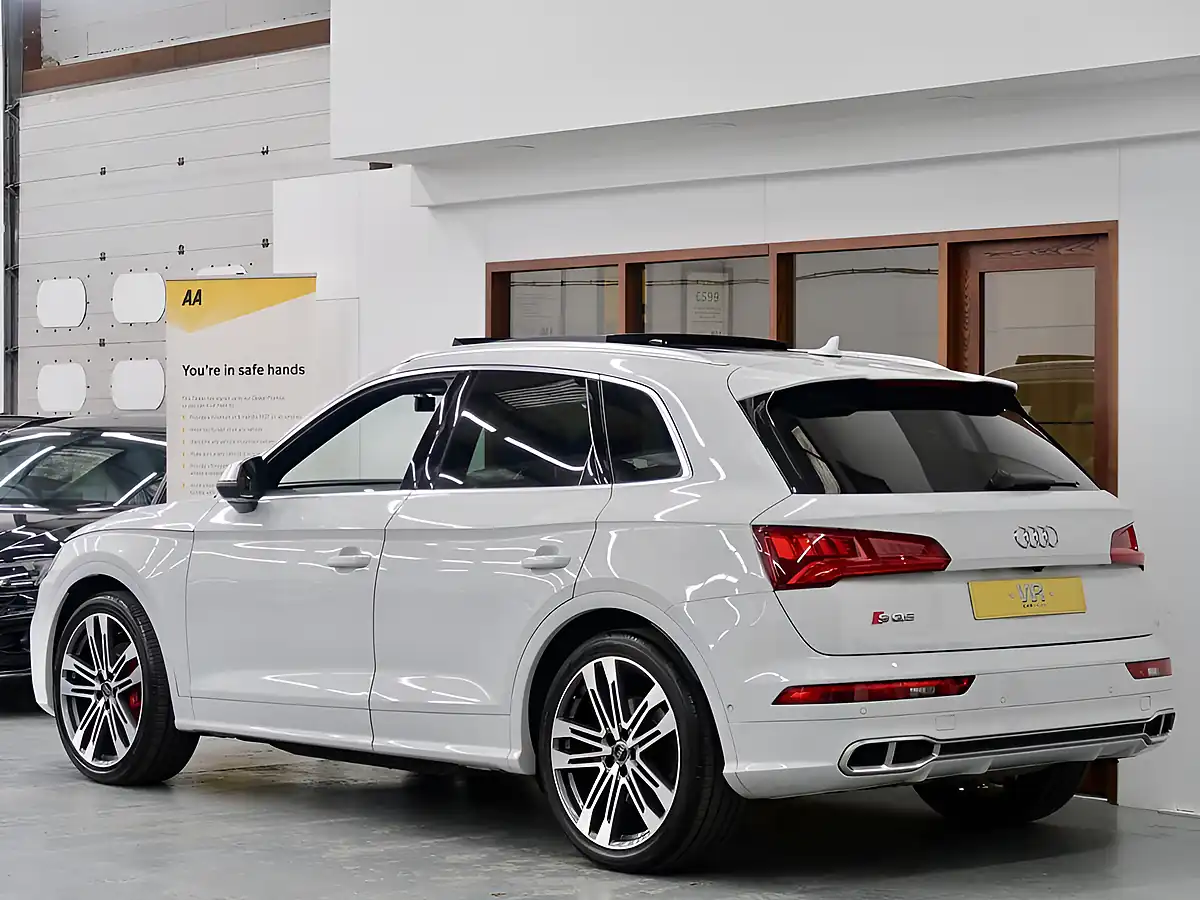 Used 2019 Audi SQ5 White - Interior and Exterior details 5
