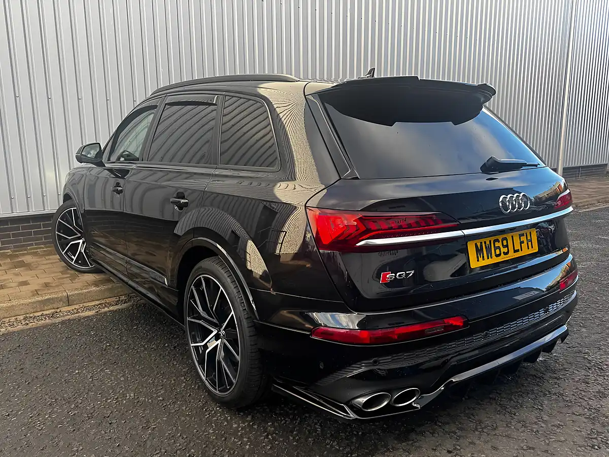 Used 2019 Audi SQ7 Vorsprung Black - Interior and Exterior details 7