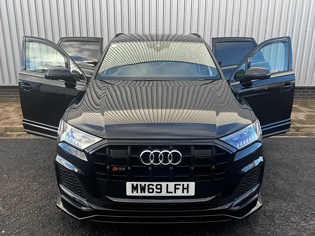 Used 2019 Audi SQ7 Vorsprung Black - Interior and Exterior details 9