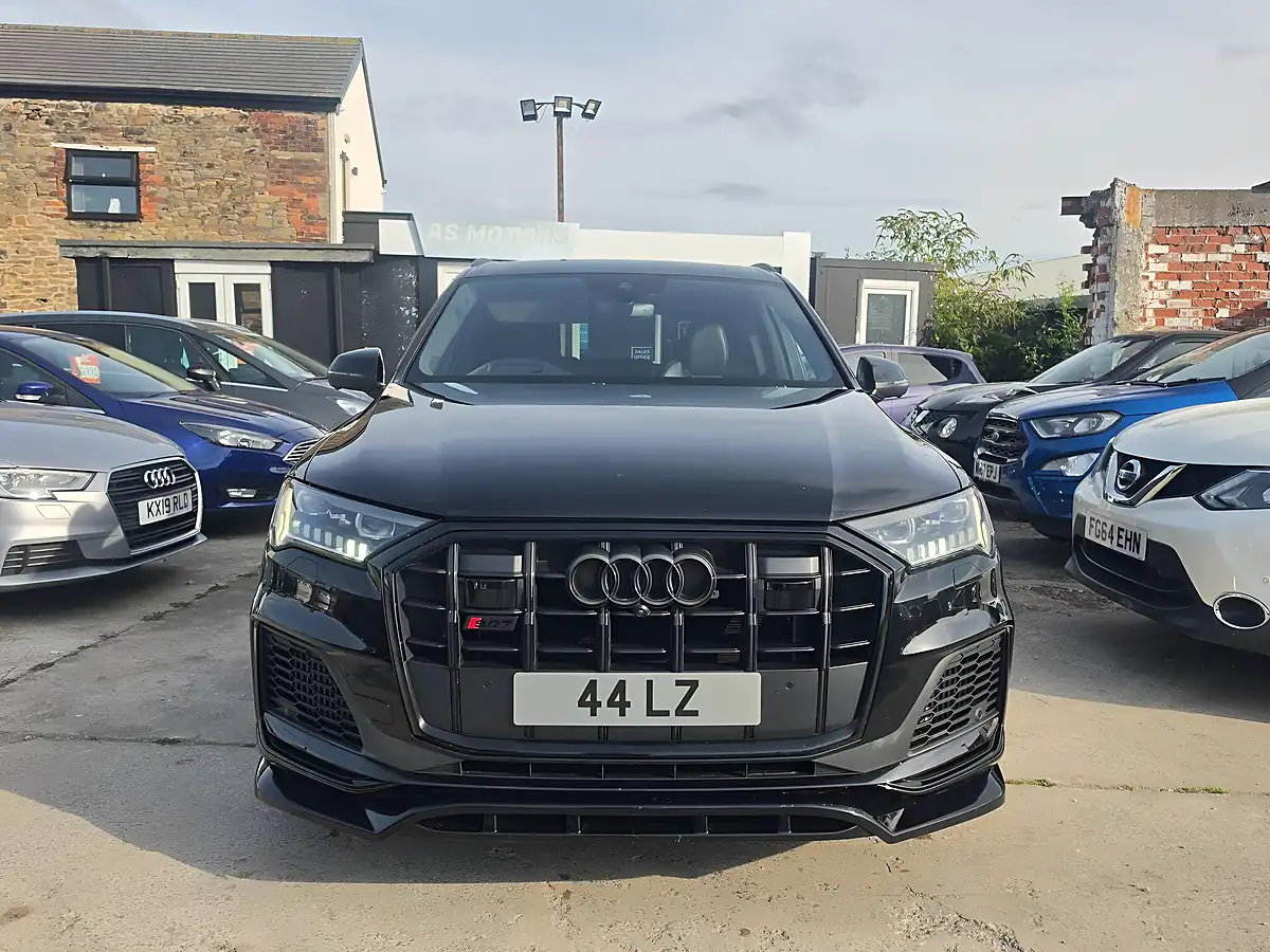 Used 2019 Audi SQ7 Vorsprung Black - Interior and Exterior details 2