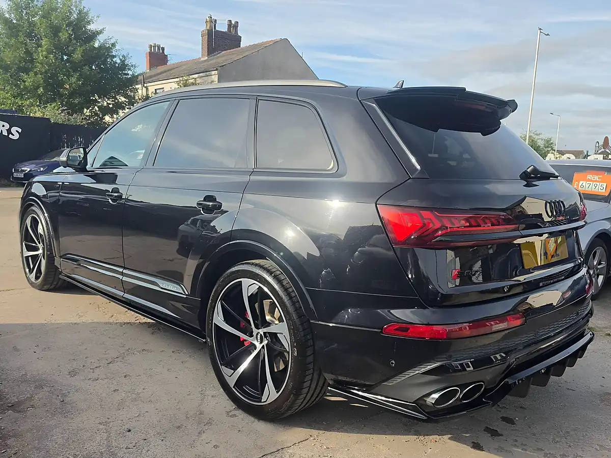 Used 2019 Audi SQ7 Vorsprung Black - Interior and Exterior details 4