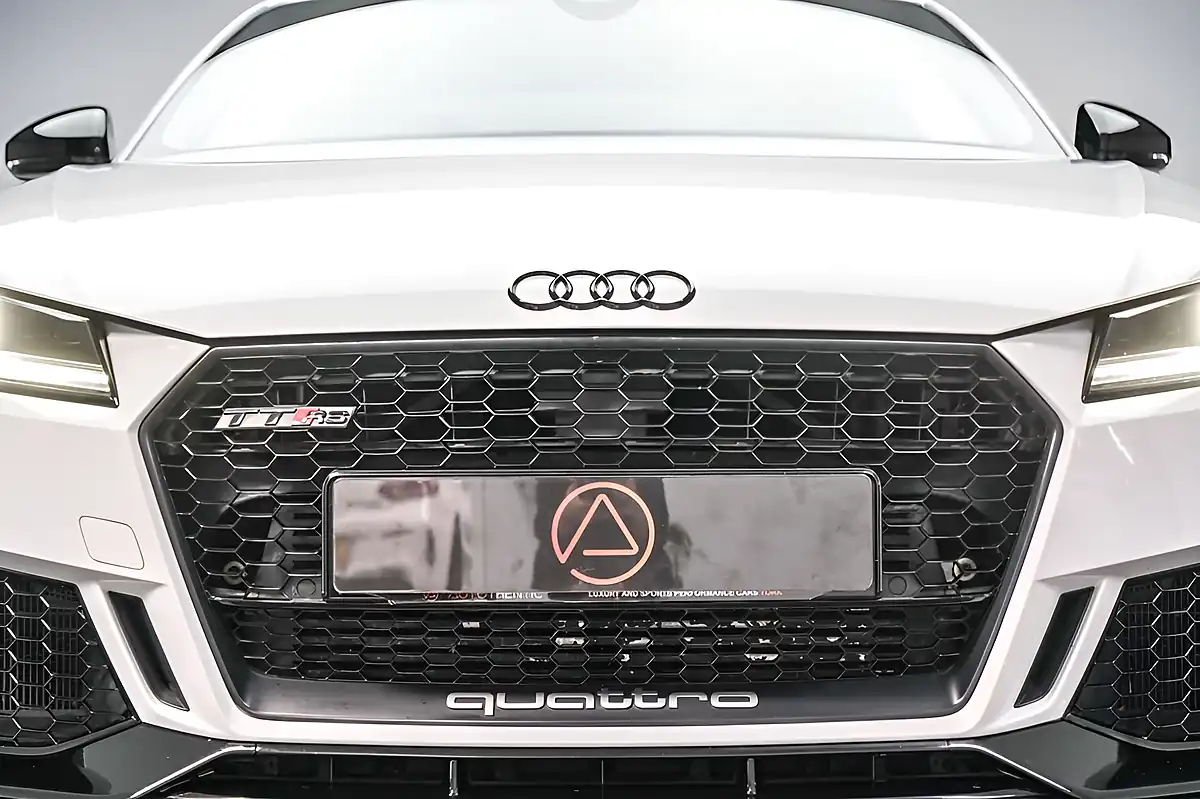 Used 2019 Audi Tt RS Sport Edition White - Interior and Exterior details 9