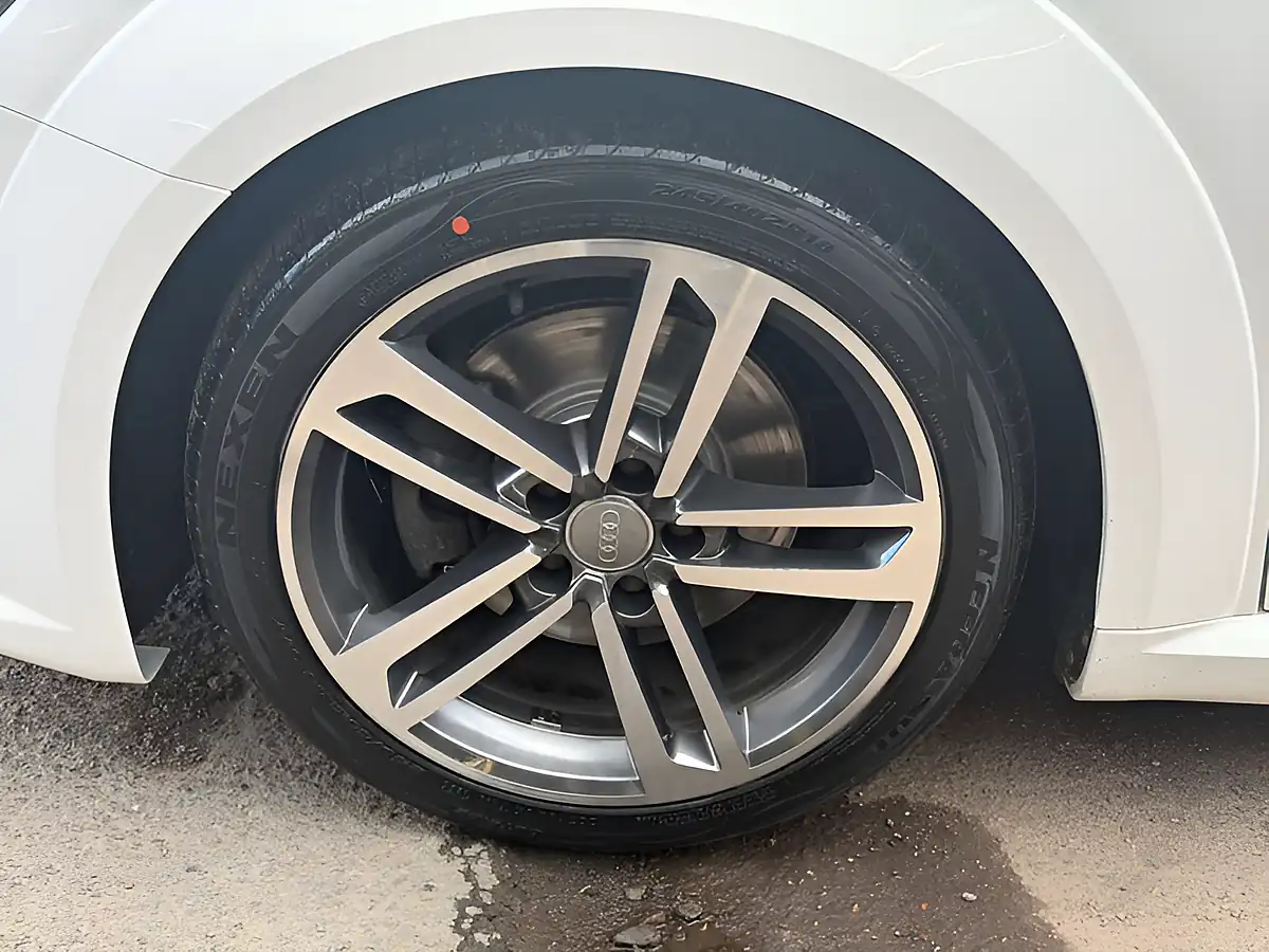 Used 2019 Audi Tt Sport White - Interior and Exterior details 10