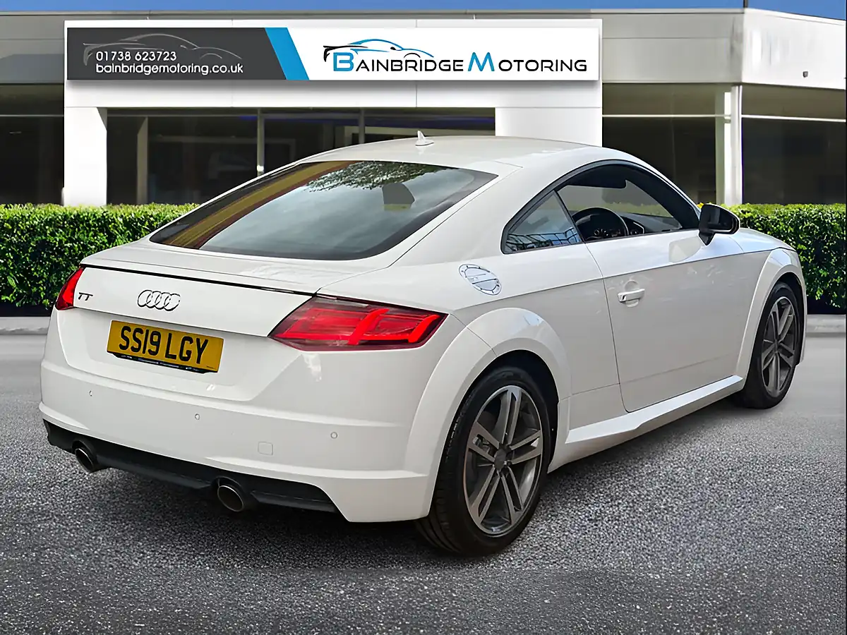 Used 2019 Audi Tt Sport White - Interior and Exterior details 3