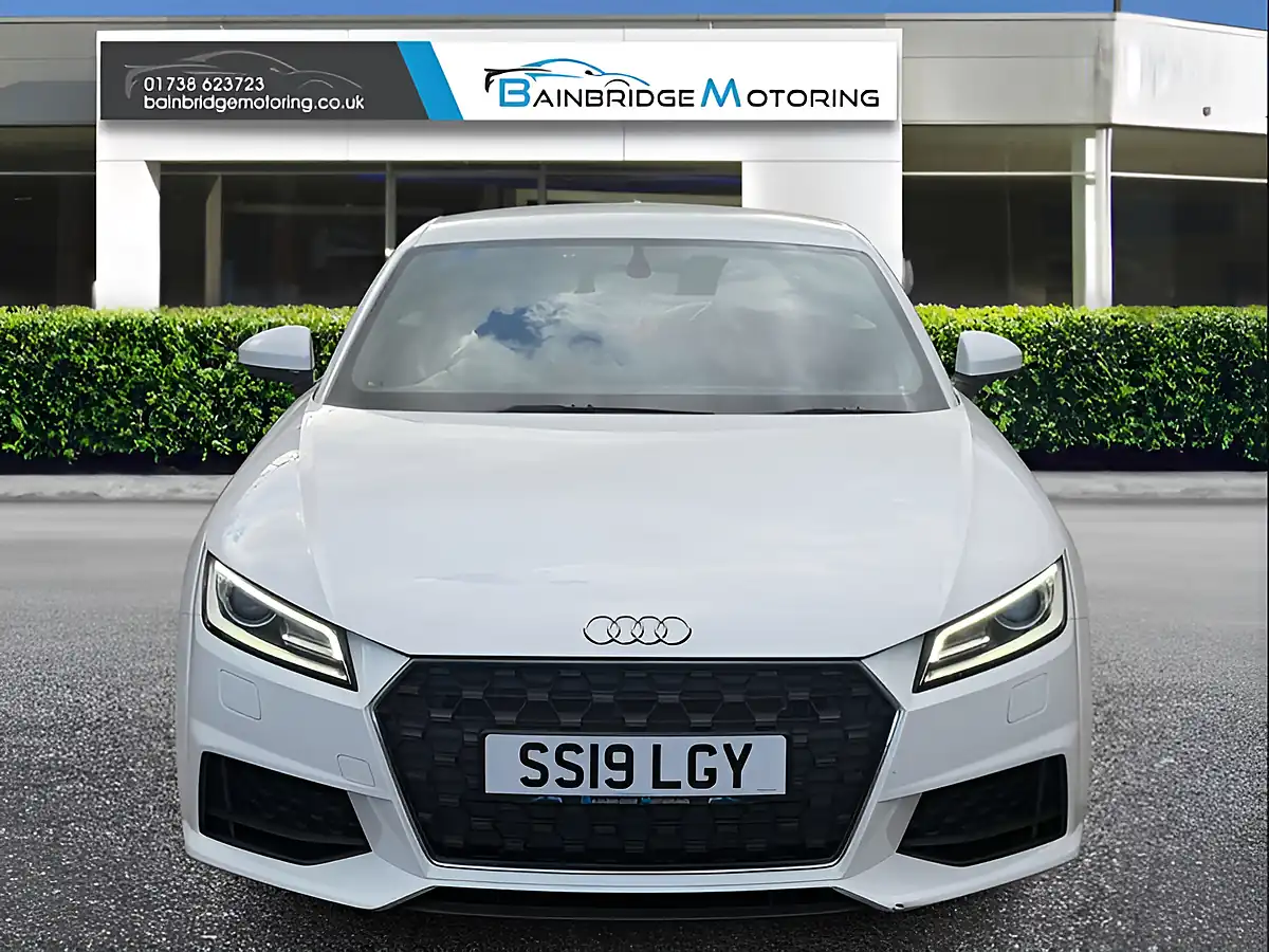 Used 2019 Audi Tt Sport White - Interior and Exterior details 8