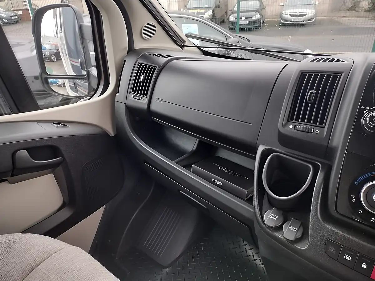 Used 2019 Auto-Trail Tribute 736 Grey - Interior and Exterior details 17