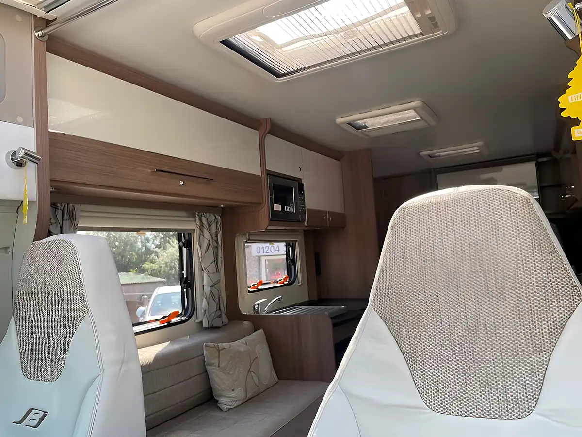 Used 2019 Bailey Advance 76-2 White/Red - Interior and Exterior details 10