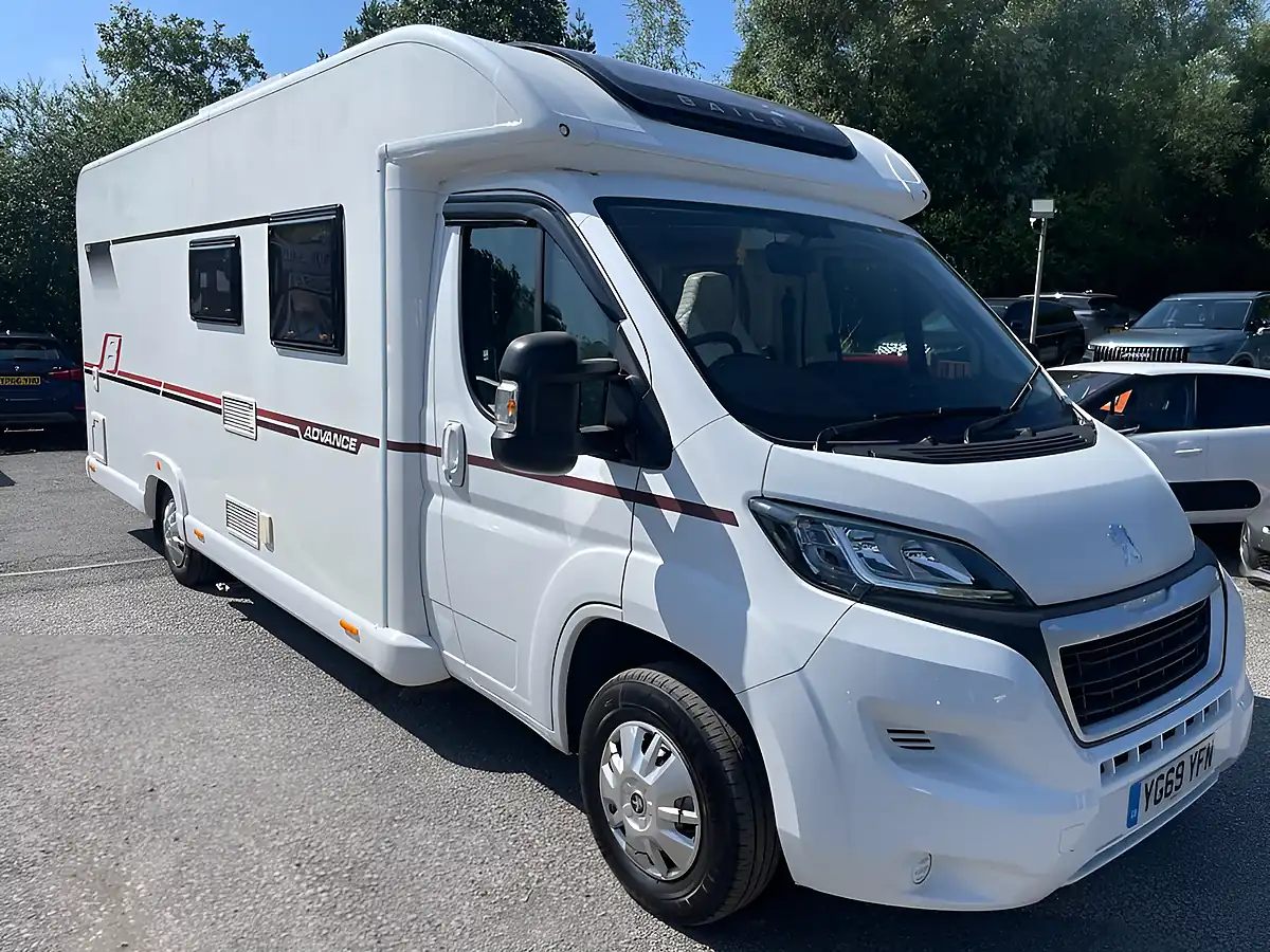 Used 2019 Bailey Advance 76-2 White/Red - Interior and Exterior details 2
