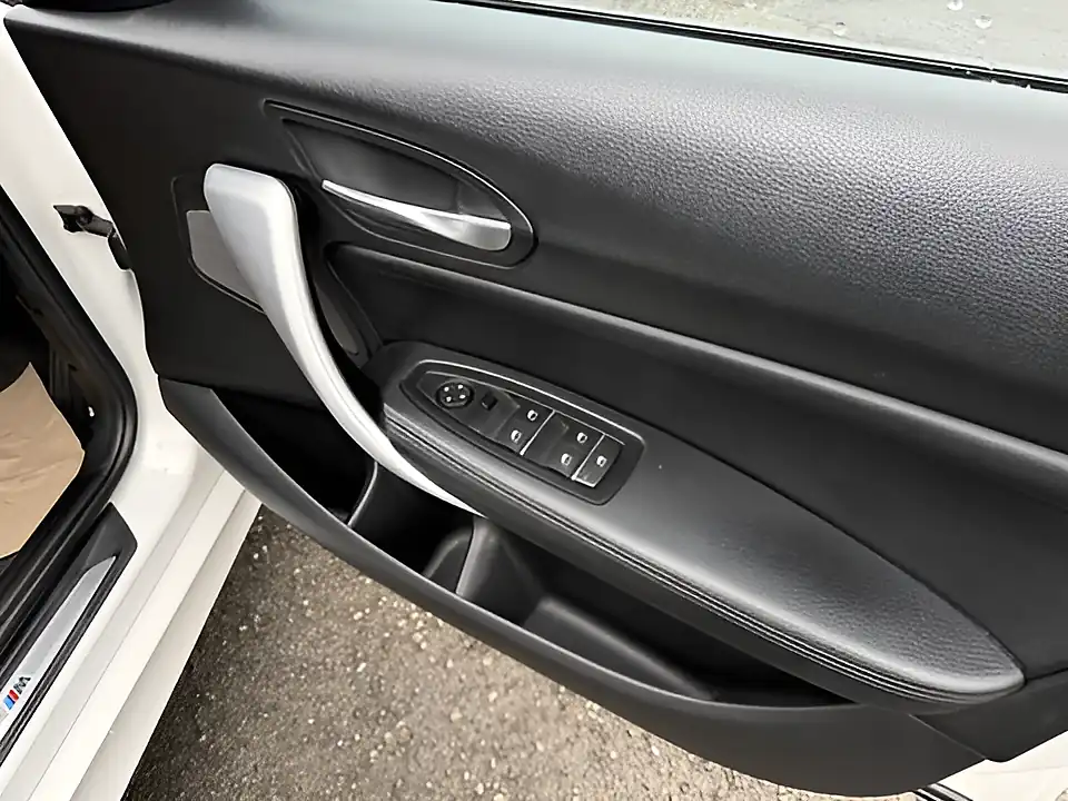 Used 2019 BMW 1 Series M Sport Shadow Edition Alpine White - Interior and Exterior details 19