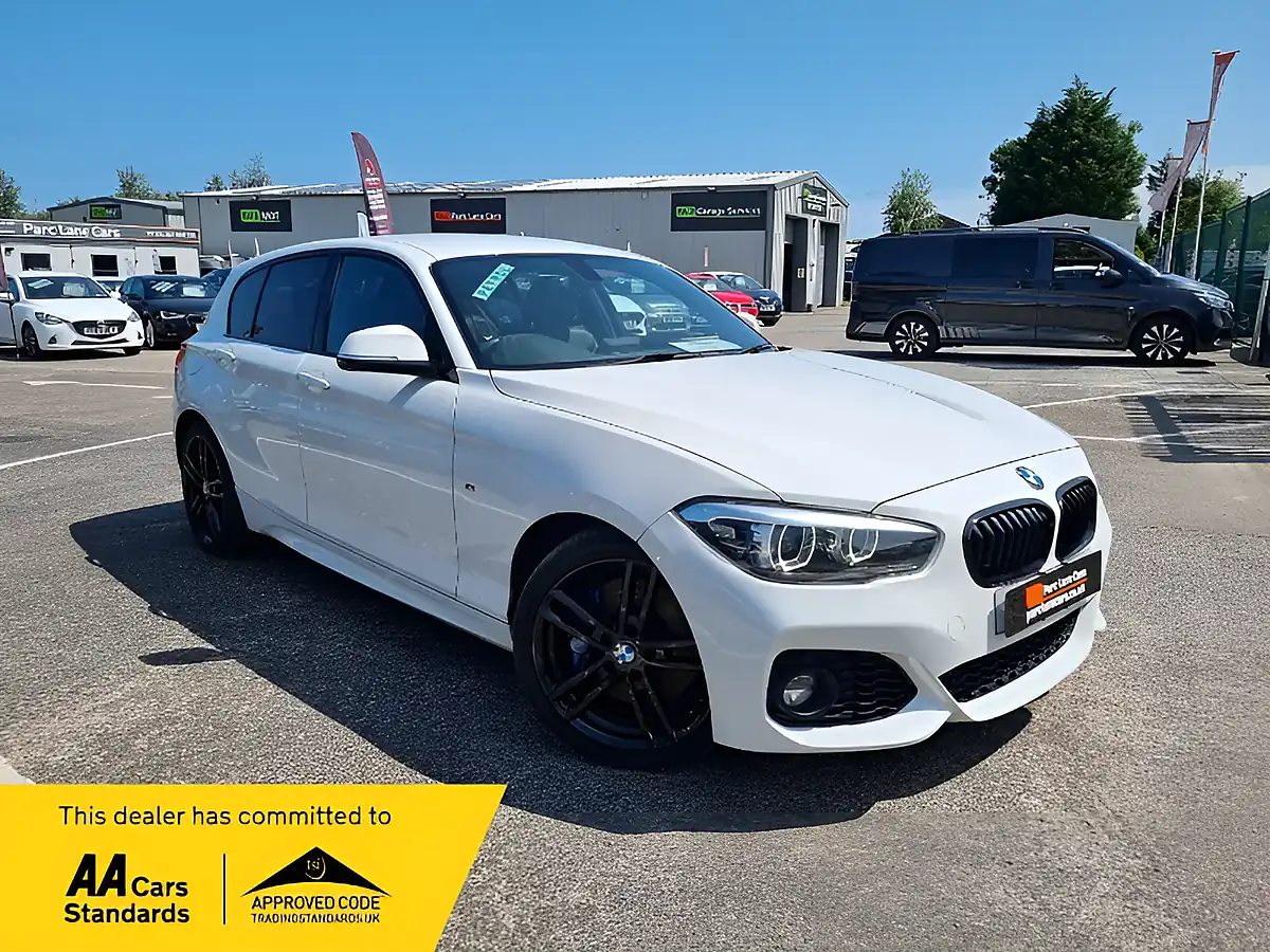 Used 2019 BMW 1 Series M Sport Shadow Edition Alpine White - Front View