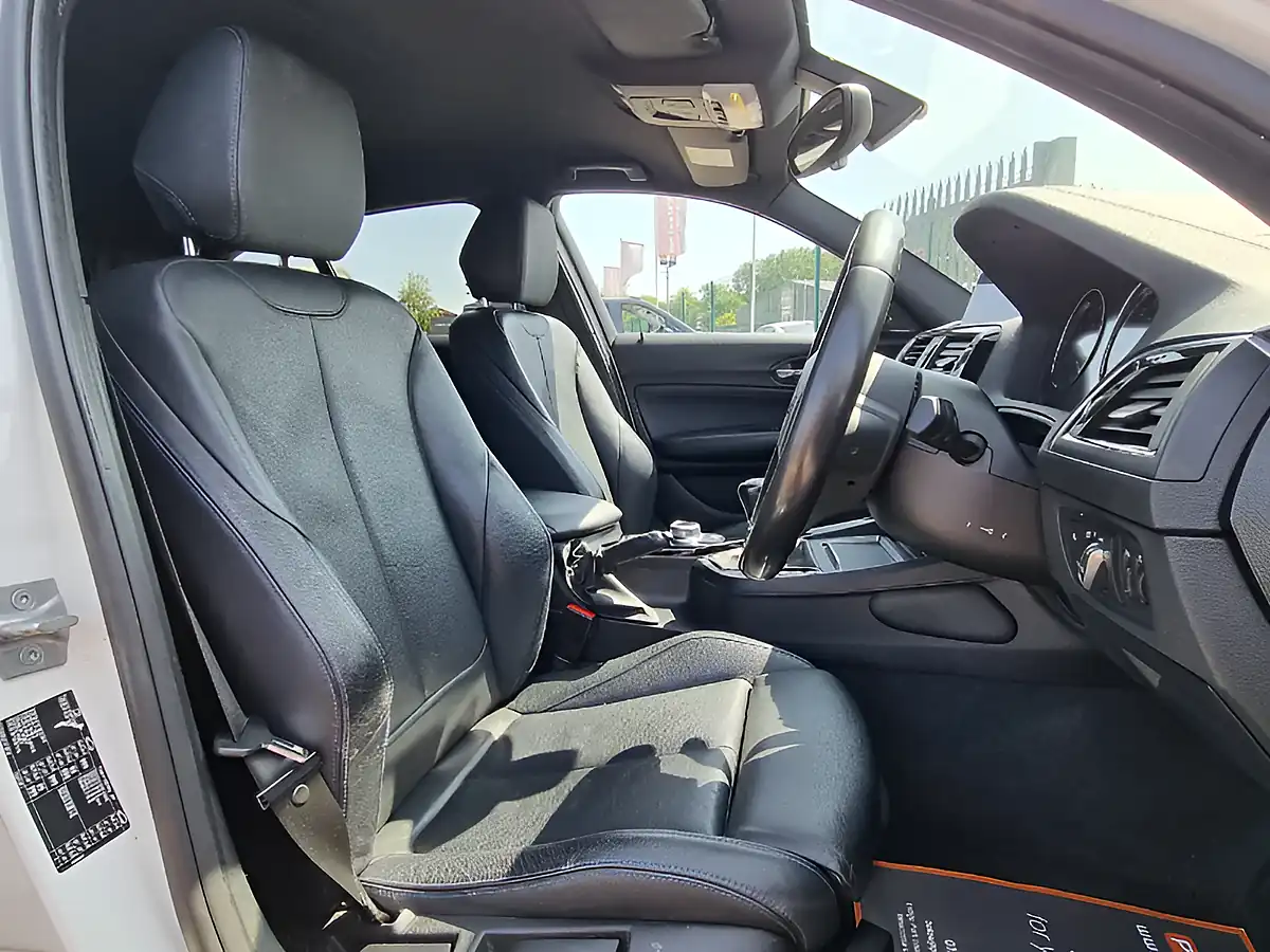 Used 2019 BMW 1 Series M Sport Shadow Edition Alpine White - Interior and Exterior details 12
