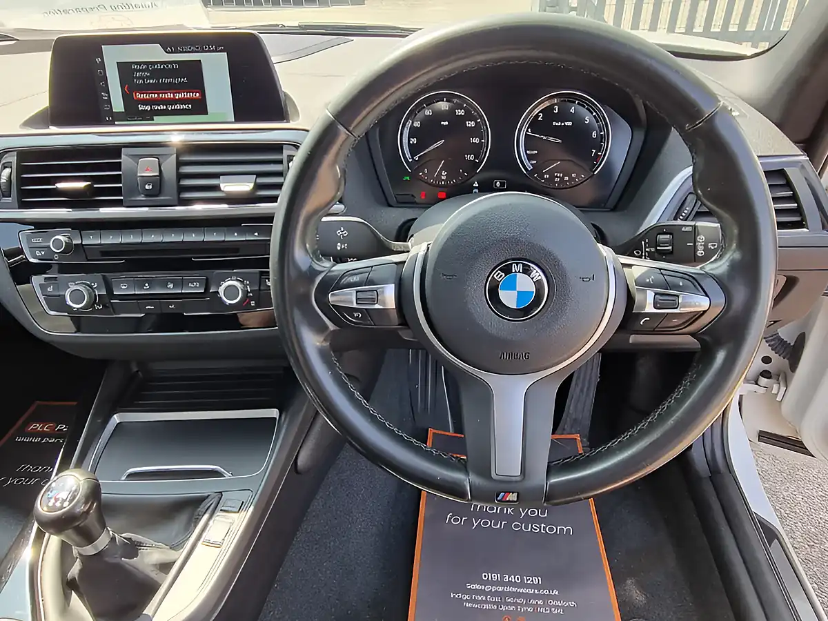 Used 2019 BMW 1 Series M Sport Shadow Edition Alpine White - Interior and Exterior details 14