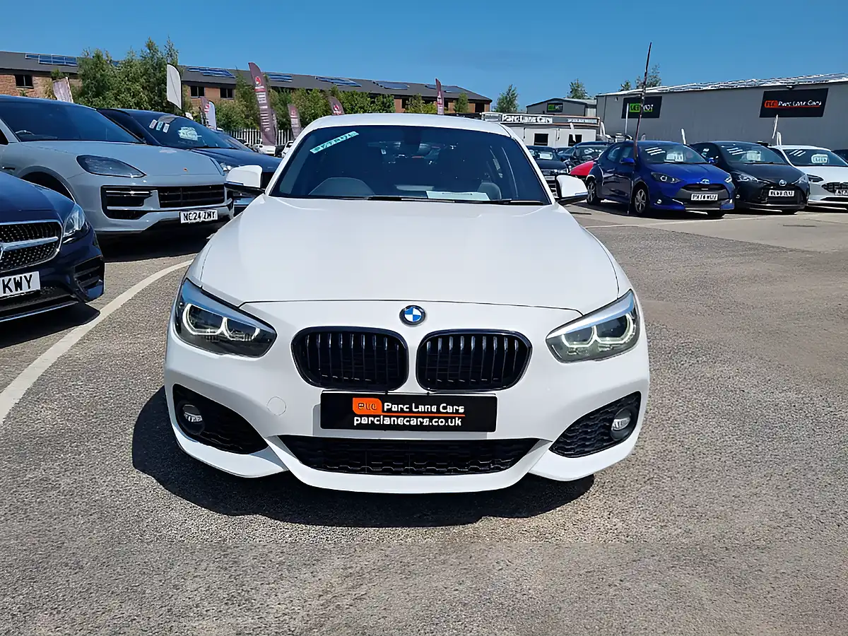 Used 2019 BMW 1 Series M Sport Shadow Edition Alpine White - Interior and Exterior details 3