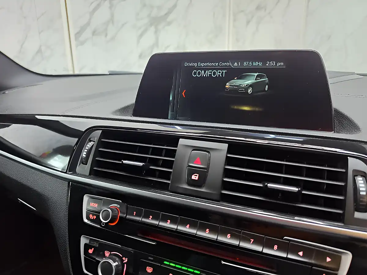 Used 2019 BMW 1 Series M Sport Shadow Edition White - Interior and Exterior details 14