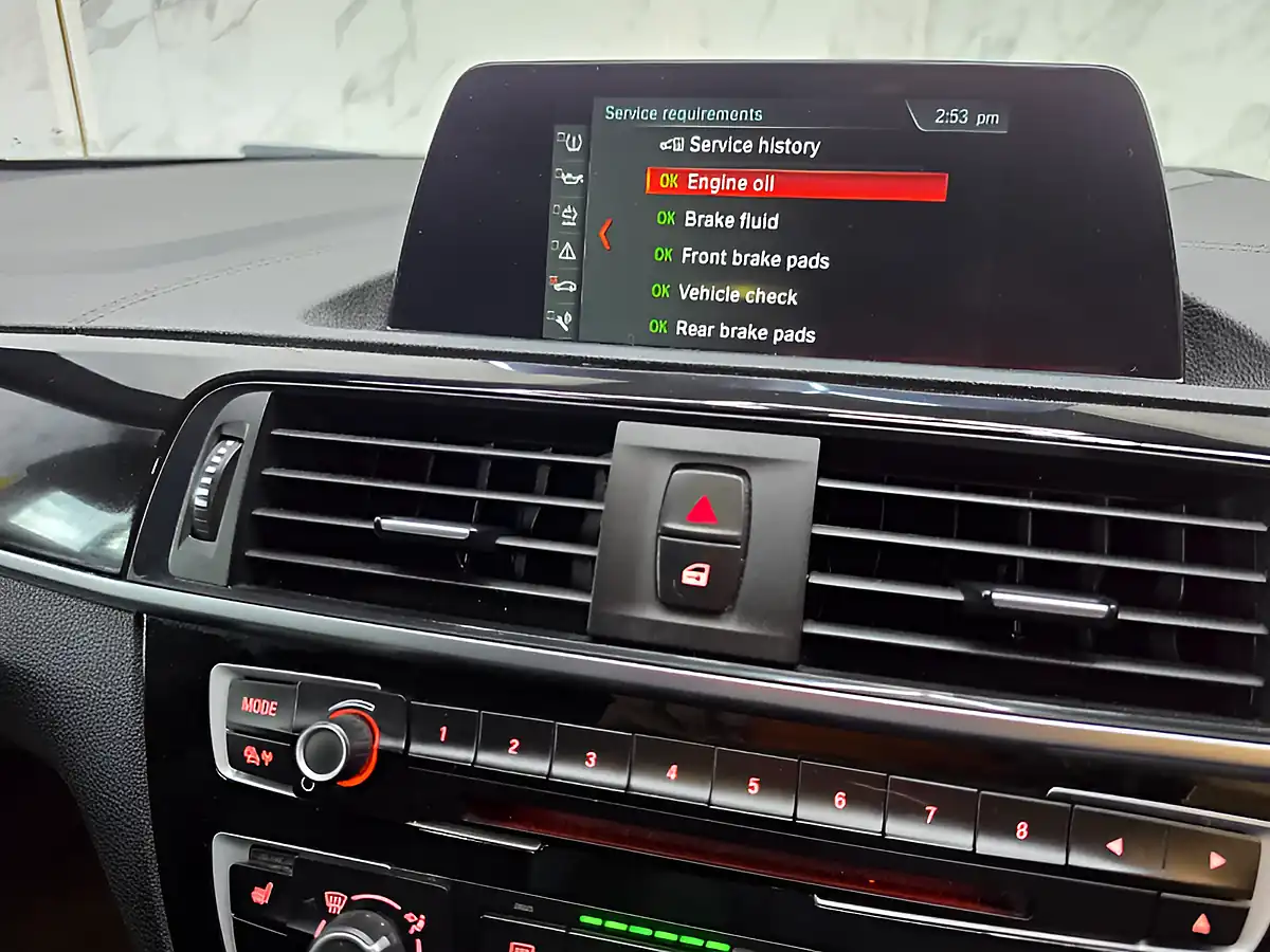 Used 2019 BMW 1 Series M Sport Shadow Edition White - Interior and Exterior details 15