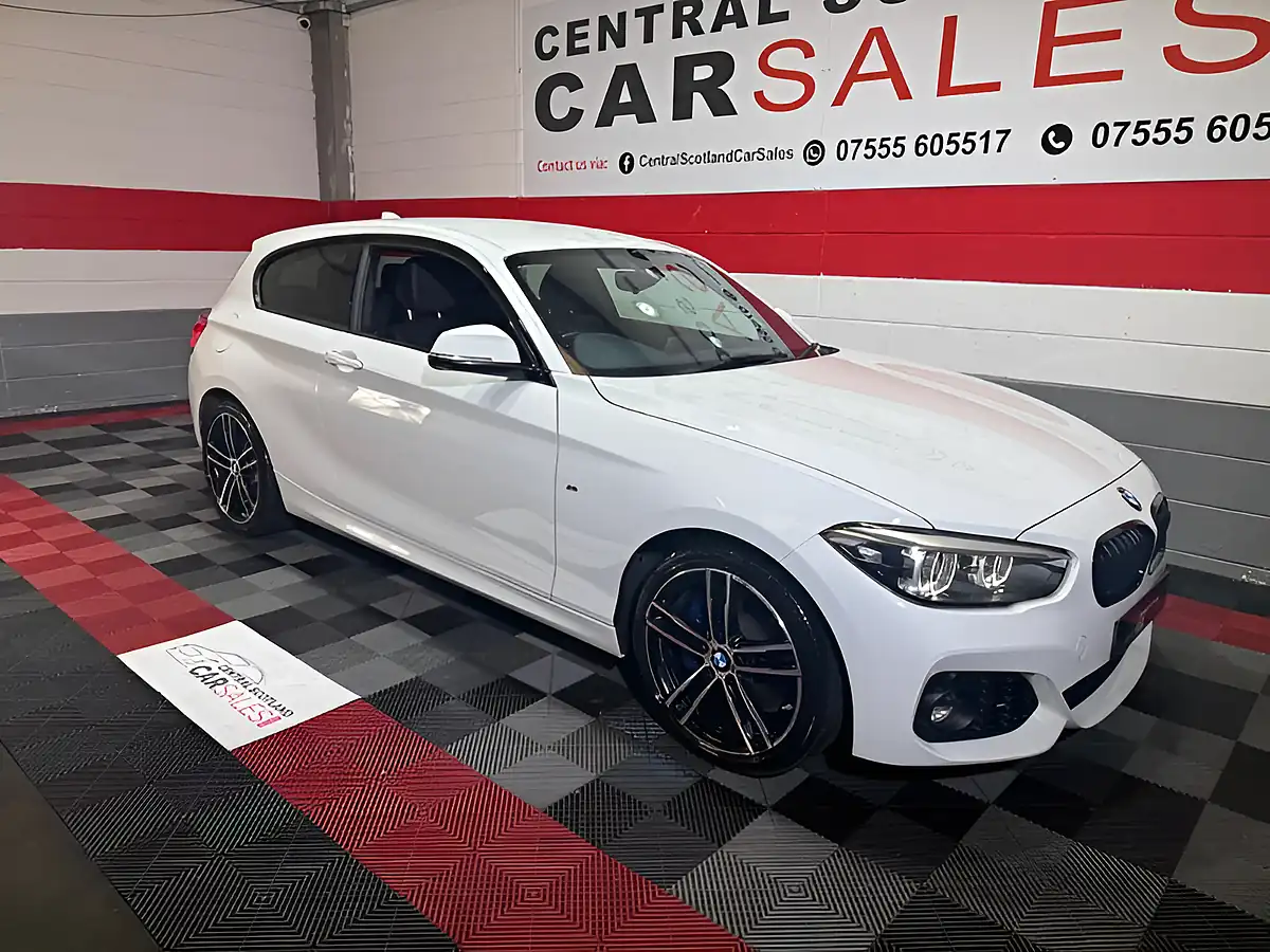 Used 2019 BMW 1 Series M Sport Shadow Edition White - Front View