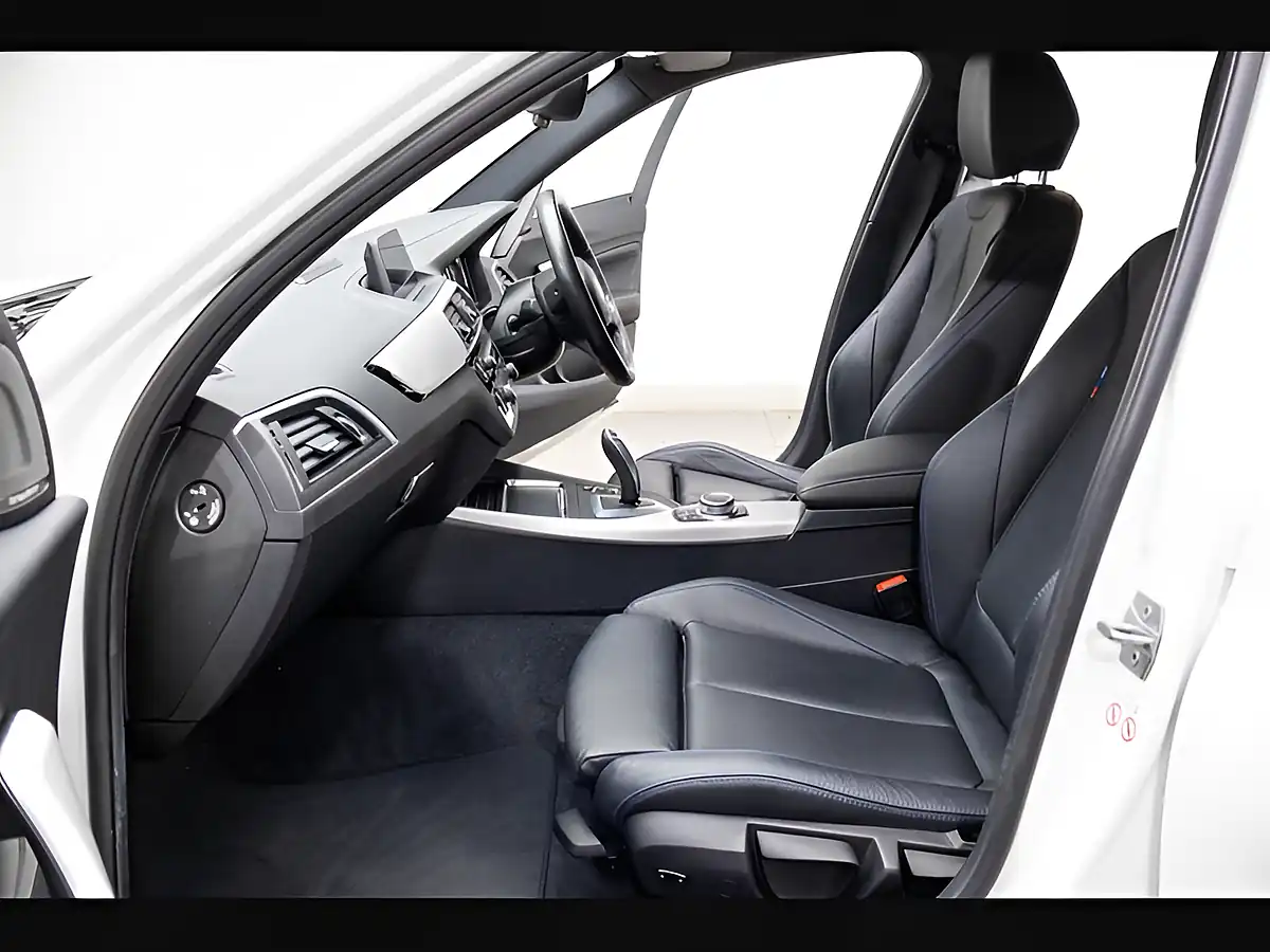 Used 2019 BMW 1 Series M Sport Shadow Edition White - Interior and Exterior details 18