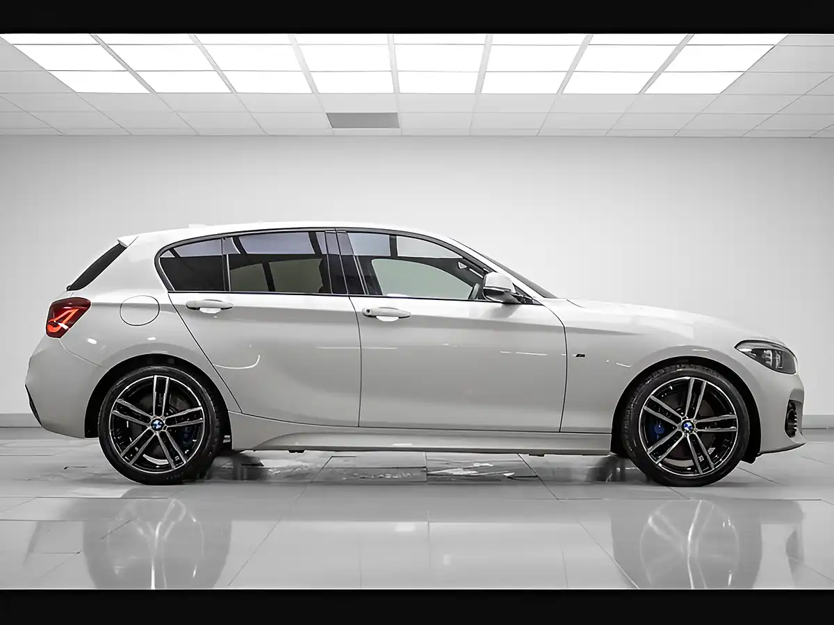 Used 2019 BMW 1 Series M Sport Shadow Edition White - Interior and Exterior details 7