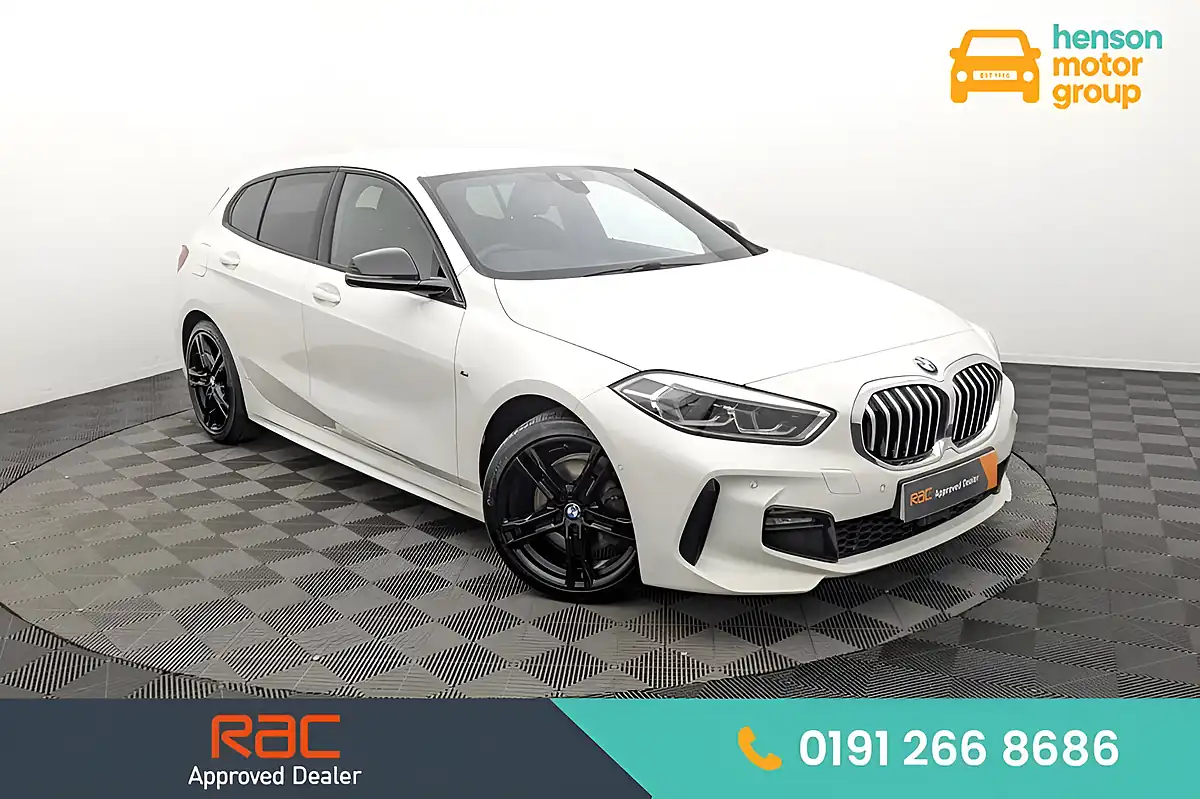 Used 2019 BMW 1 Series M Sport White - Front View