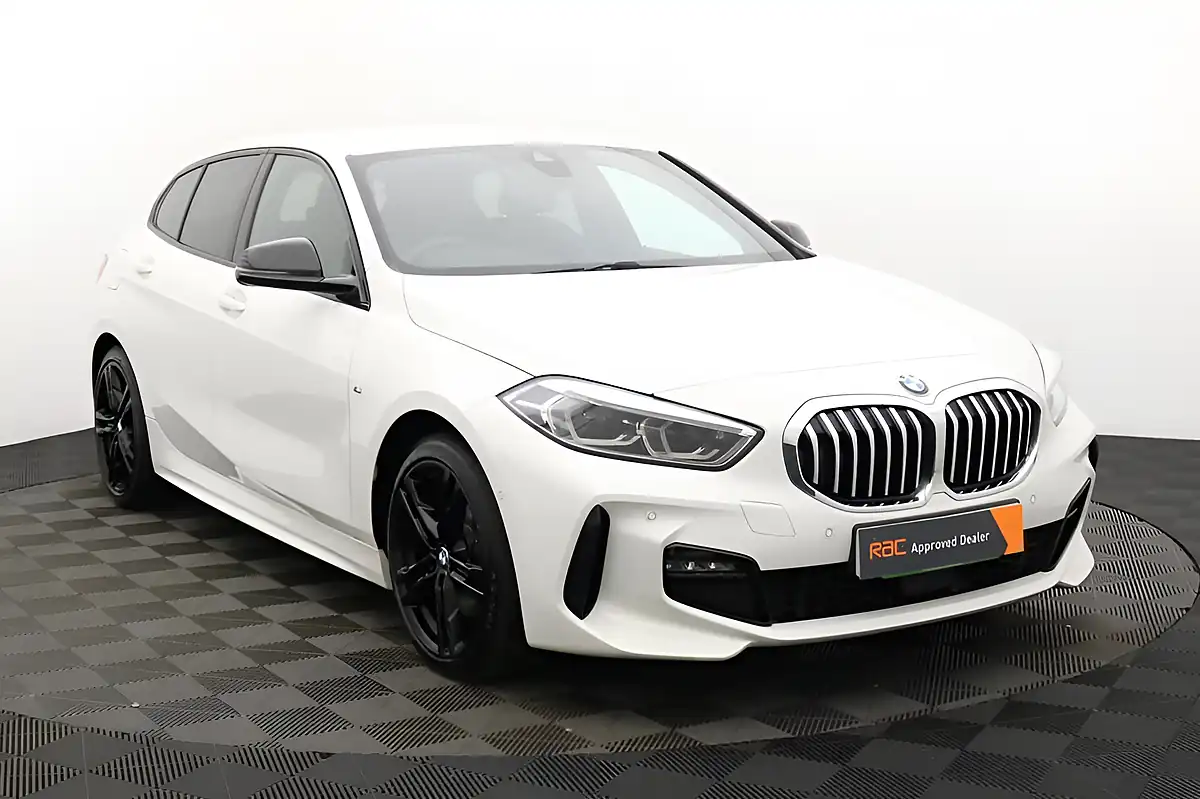 Used 2019 BMW 1 Series M Sport White - Interior and Exterior details 10
