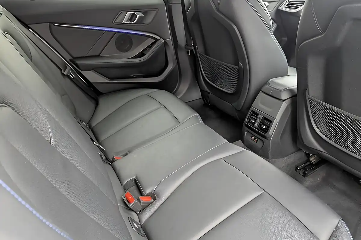 Used 2019 BMW 1 Series M Sport White - Interior and Exterior details 17