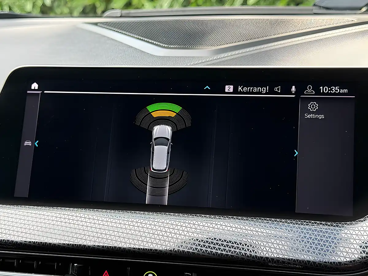 Used 2019 BMW 1 Series M135i Black - Interior and Exterior details 20