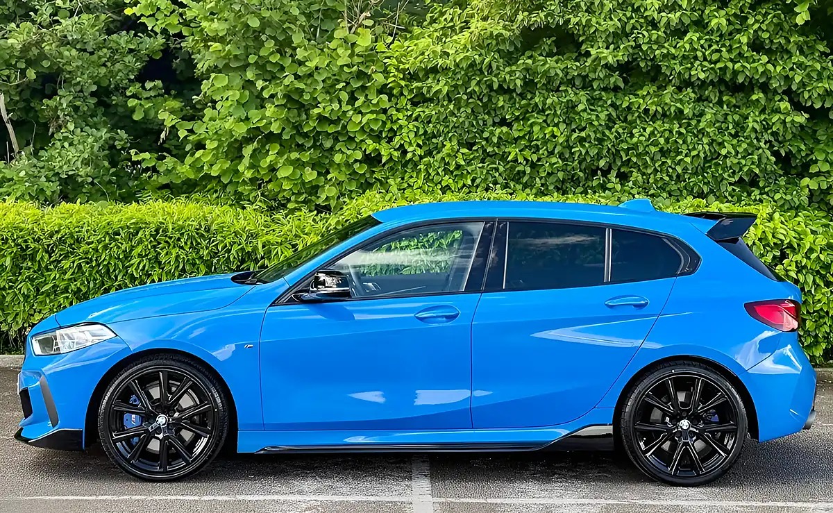 Used 2019 BMW 1 Series M135i Misano Blue - Interior and Exterior details 12