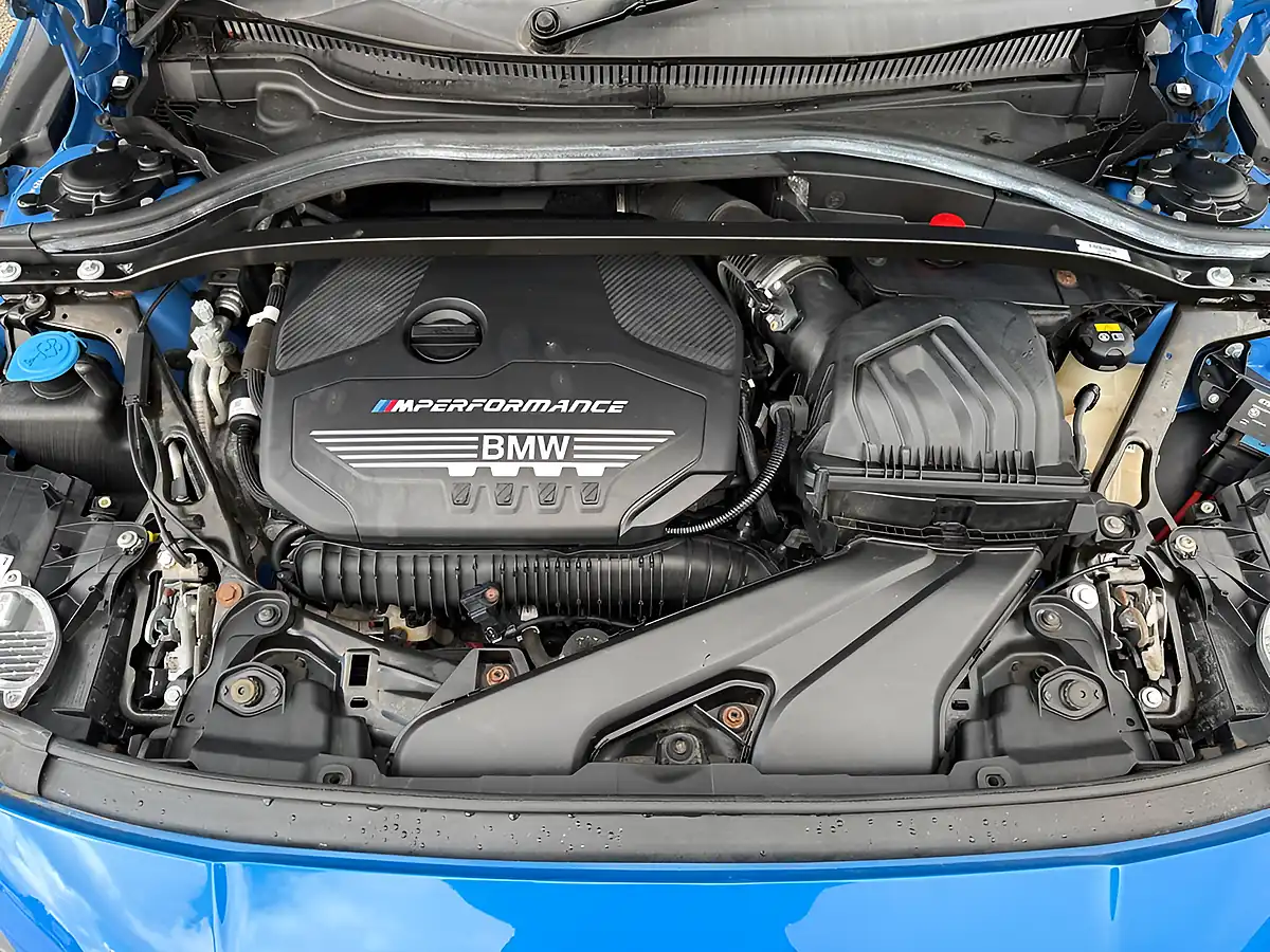 Used 2019 BMW 1 Series M135i Misano Blue - Interior and Exterior details 14