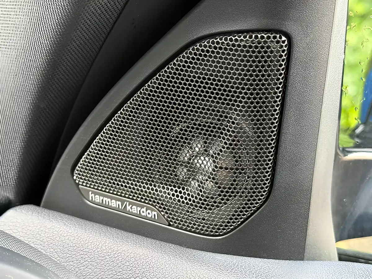 Used 2019 BMW 1 Series M135i Misano Blue - Interior and Exterior details 7