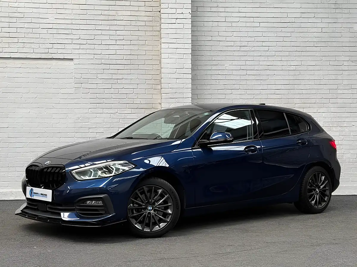 Used 2019 BMW 1 Series Se Blue - Front View