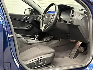 Used 2019 BMW 1 Series Se Blue - Interior and Exterior details 15