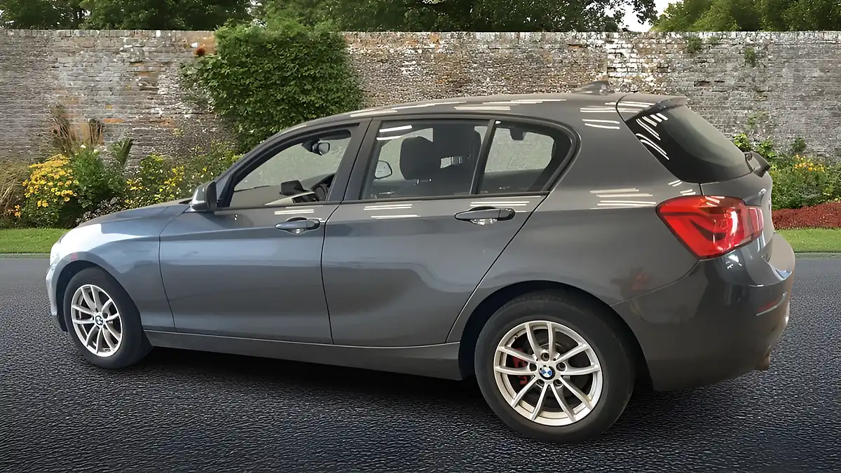 Used 2019 BMW 1 Series Se Business Grey - Interior and Exterior details 9