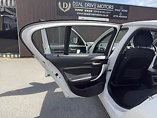 Used 2019 BMW 1 Series Se White - Interior and Exterior details 12