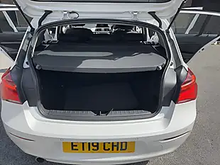 Used 2019 BMW 1 Series Se White - Interior and Exterior details 16