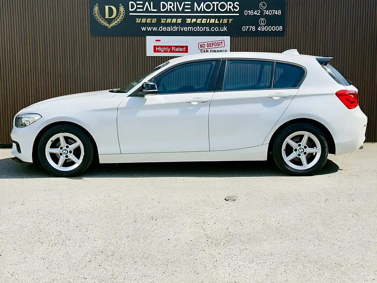 Used 2019 BMW 1 Series Se White - Interior and Exterior details 4