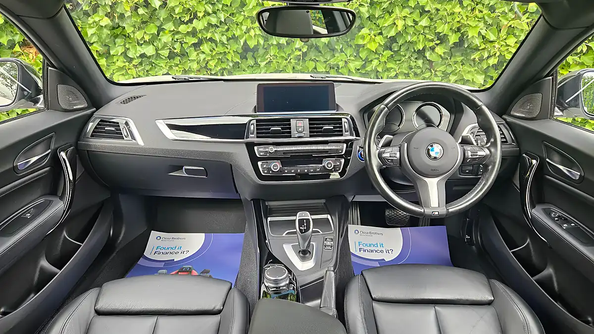 Used 2019 BMW 1 Series Shadow Edition Alpine White - Interior and Exterior details 11