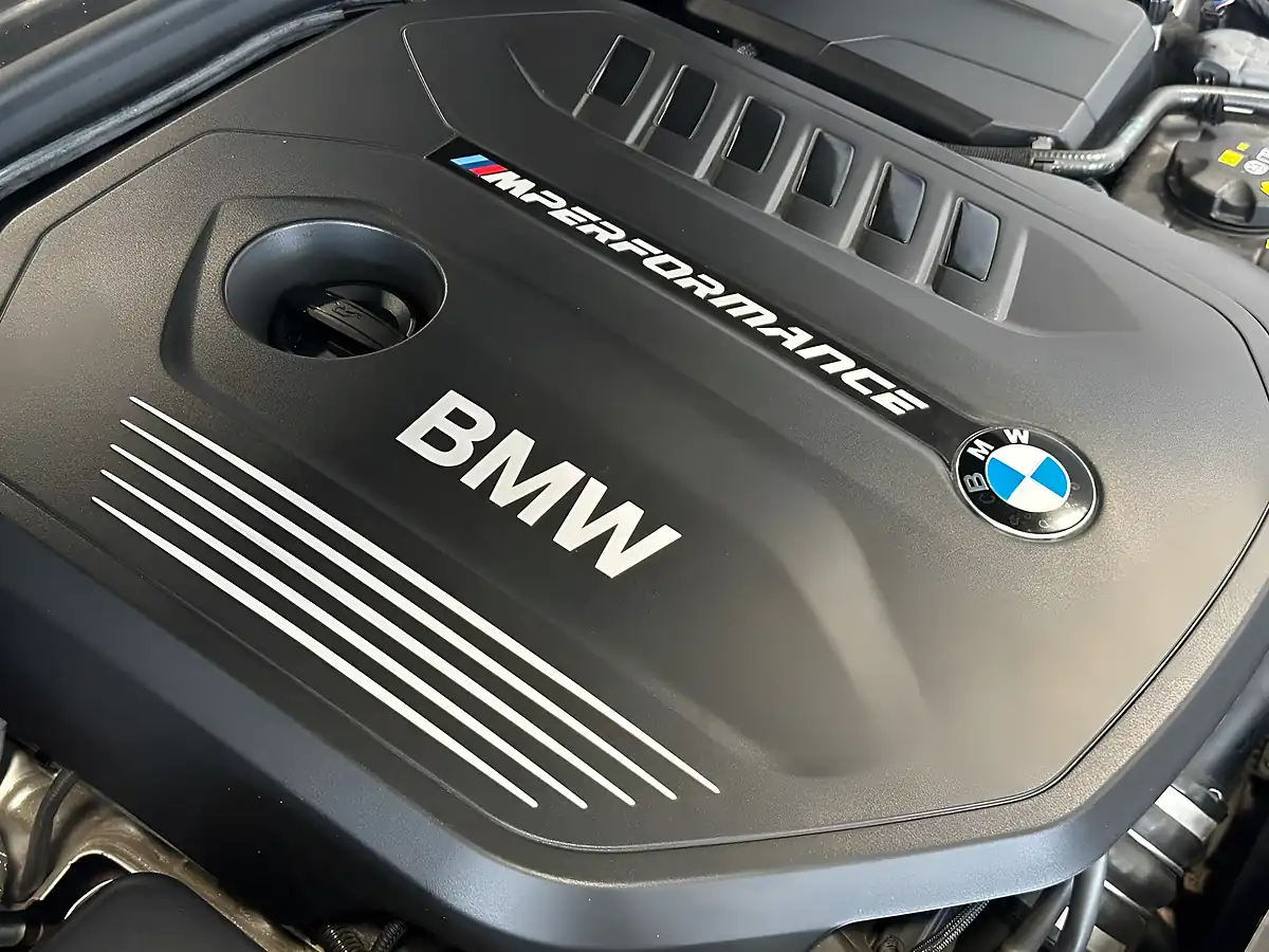Used 2019 BMW 1 Series Shadow Edition Black Sapphire - Interior and Exterior details 19