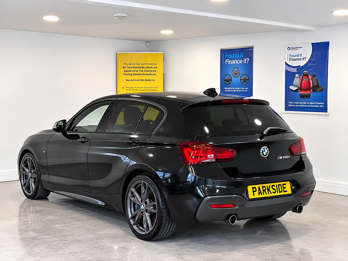 Used 2019 BMW 1 Series Shadow Edition Black Sapphire - Interior and Exterior details 4