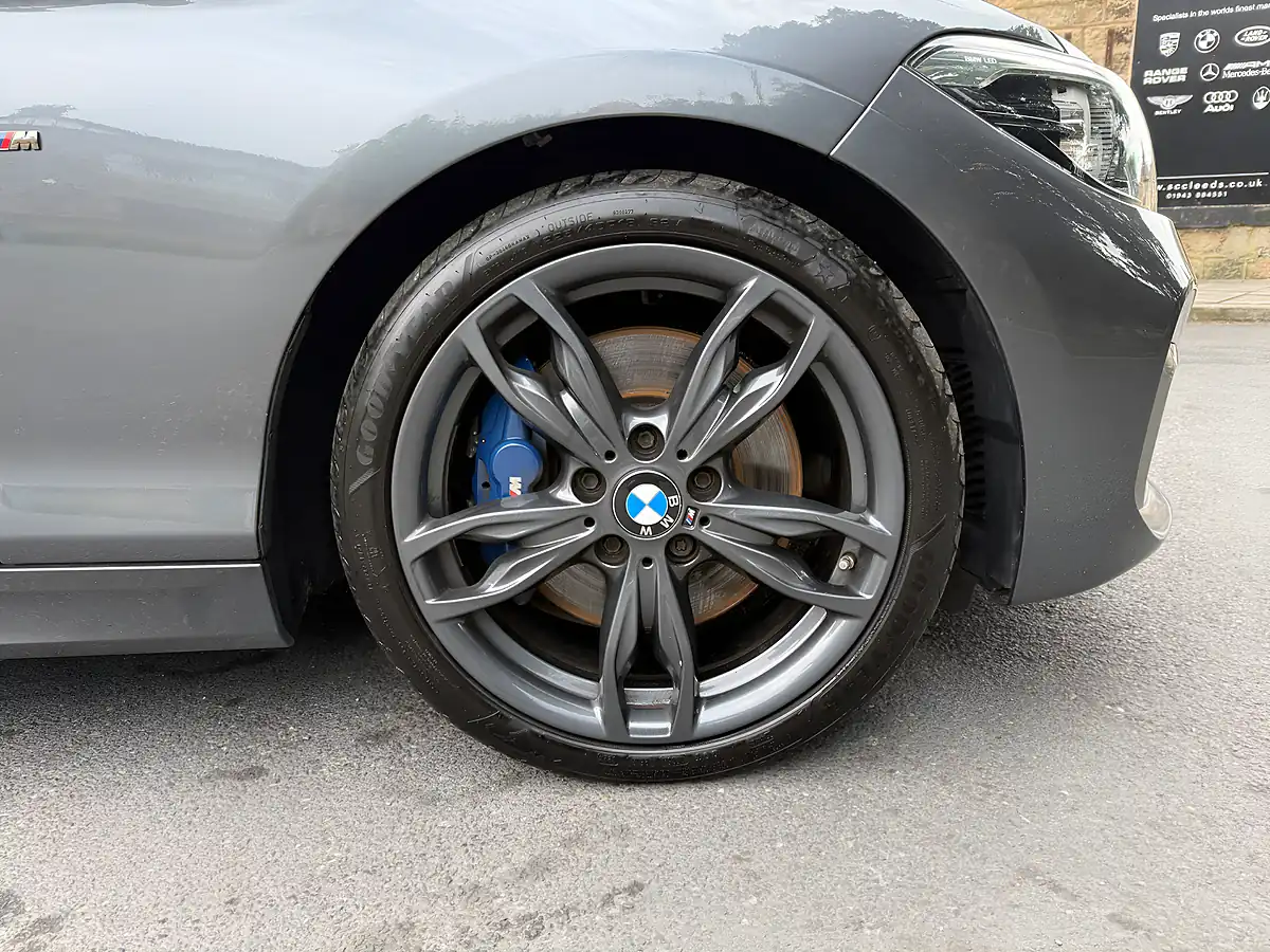 Used 2019 BMW 1 Series Shadow Edition Mineral Grey - Interior and Exterior details 10