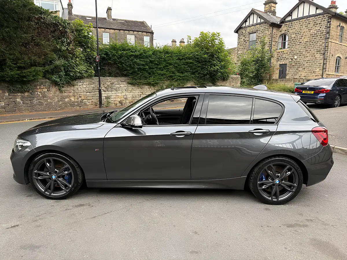 Used 2019 BMW 1 Series Shadow Edition Mineral Grey - Interior and Exterior details 7