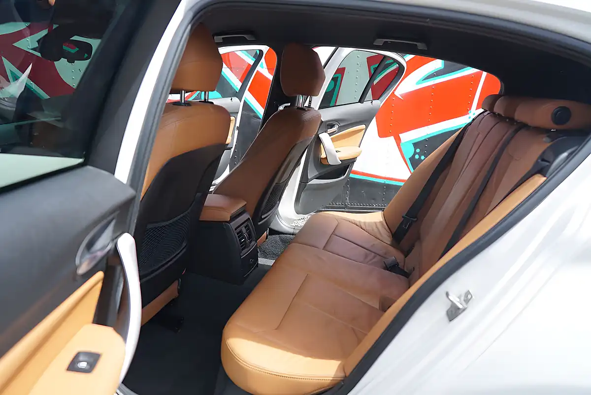 Used 2019 BMW 1 Series Shadow Edition White - Interior and Exterior details 18