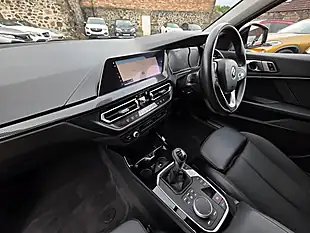 Used 2019 BMW 1 Series Sport Alpine White - Interior and Exterior details 11