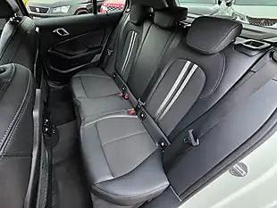 Used 2019 BMW 1 Series Sport Alpine White - Interior and Exterior details 12