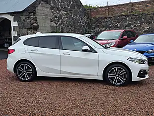 Used 2019 BMW 1 Series Sport Alpine White - Interior and Exterior details 20