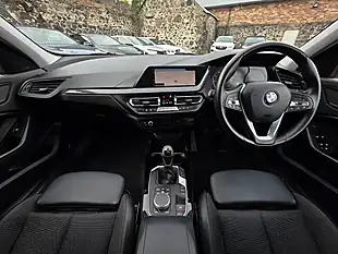 Used 2019 BMW 1 Series Sport Alpine White - Interior and Exterior details 7