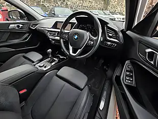 Used 2019 BMW 1 Series Sport Alpine White - Interior and Exterior details 8