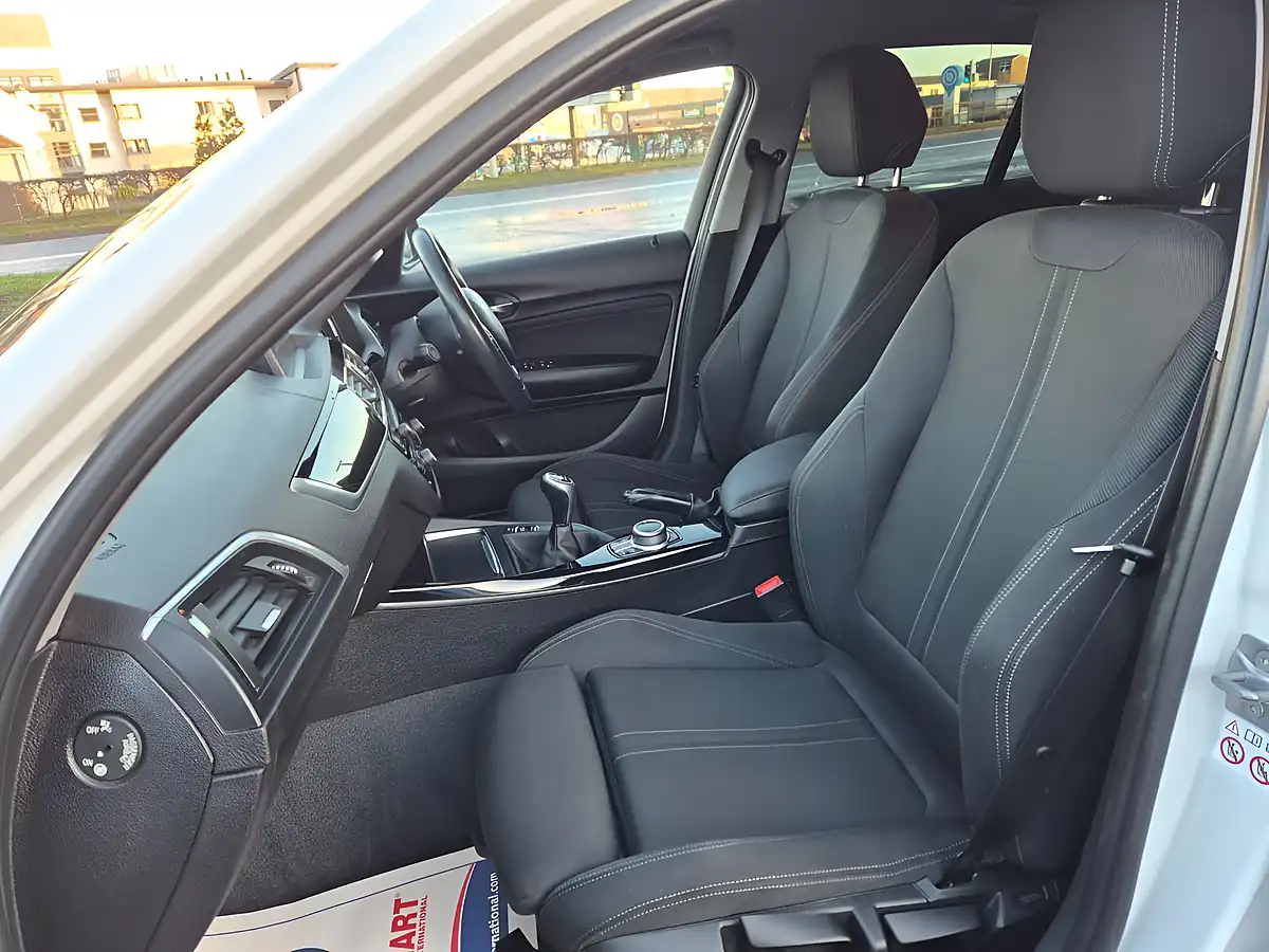 Used 2019 BMW 1 Series Sport Alpine White - Interior and Exterior details 17
