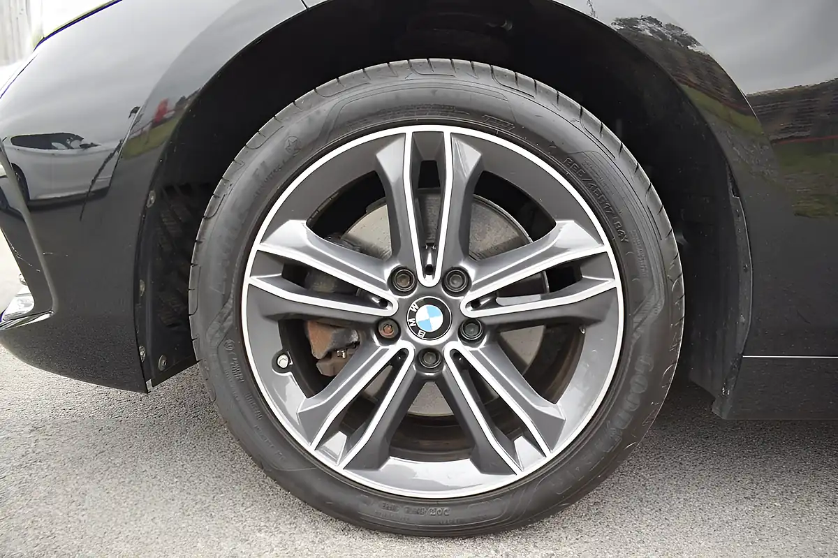 Used 2019 BMW 1 Series Sport Black - Interior and Exterior details 15