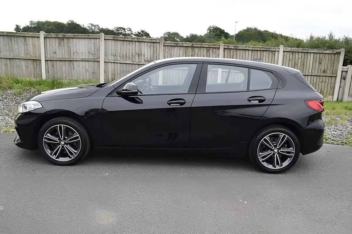 Used 2019 BMW 1 Series Sport Black - Interior and Exterior details 18
